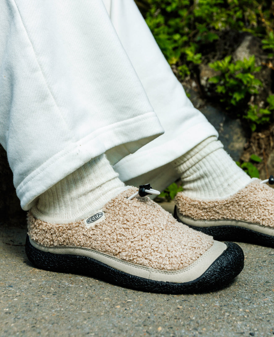 Women's Howser III Slide | Plaza Taupe/Black - Image 9